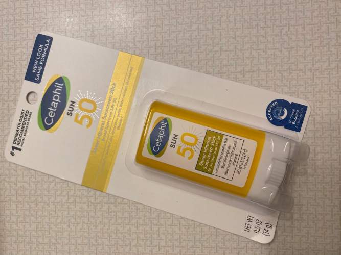 Cetaphil Sun SPF50 Stick .